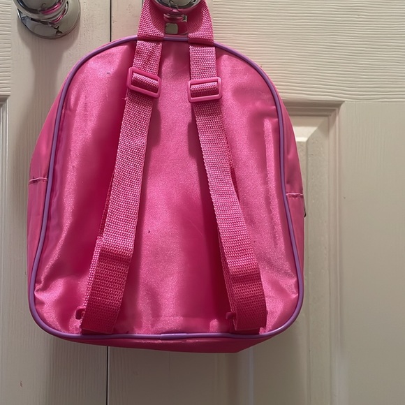 Freebie Friday Lululemon belt back giveaway - Picture 2 of 9